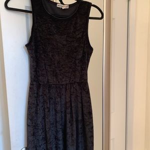 Black velvet sleeveless dress